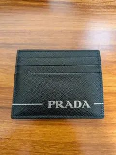 PRADA サフィアーノレザー マネークリップ カードケース - メルカリ