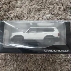 TOYOTA ランドクルーザーFJ ミニカー ホワイト - メルカリ