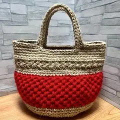 ハンドメイド　赤色の麻紐バッグ
