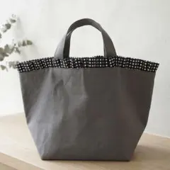 【ハンドメイド】グレー フリル トートバッグ チェック柄 軽量バックのサムネイル