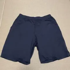 UNIQLO ショートパンツ ネイビーのサムネイル