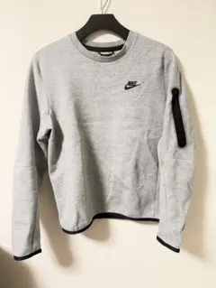 NIKE テックフリース　グレー ジップ