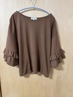 niko and ... ブラウン フリル袖 カットソーTシャツ サイズ4