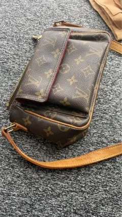 ルイヴィトン　ヴィバシテ　PM