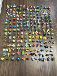 ポケモン フィギュア モンコレ ソフビ指人形 372体 まとめ売り - メルカリ