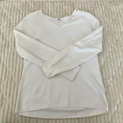 UNIQLO ホワイト Vネック 長袖セーター L