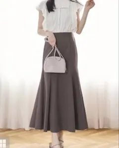 グレイル　マーメイドスカート