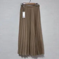 ユニクロ　UNIQLO　プリーツスカート　ロングスカート　ベージュ　ハイウエスト