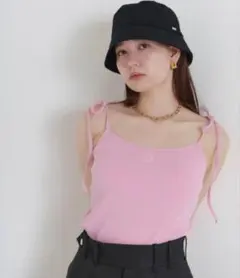 tinajojun パッド付き 肩リボンキャミソールのサムネイル