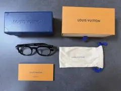 LOUIS VUITTON ブラックフレーム メガネ