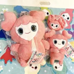 TWICE LOVERYS リュック ハグぐるみ　シュシュ　　モモ　①