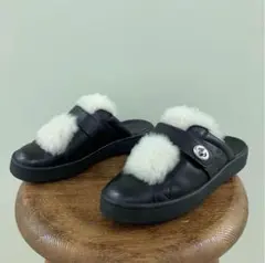 〓COACH〓 黒×白 レザー×ファー コンビ ターンロック スリッパ サンダル