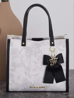 メゾンドフルール ショルダーバッグ