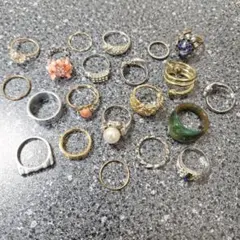 リング　まとめ売り①　ゴールドカラー等　アクセサリー　指輪