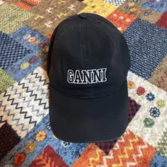 GANNI ブラック ベースボールキャップのサムネイル