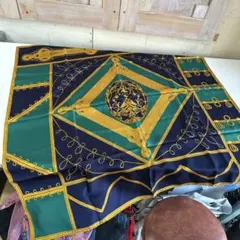 ニナリッチ　シルクスカーフ