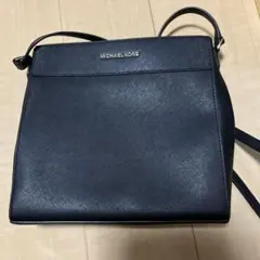 MICHAEL KORS ブラックショルダーバッグ