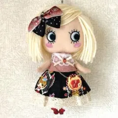 No.8ハッピードール・イルメール・イーマリーのお洋服とヘアピンとポシェット