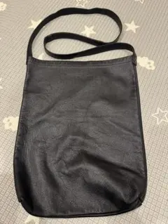 エンダースキーマ　ブラックレザーショルダーバッグのサムネイル