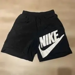 NIKE ショートパンツ ハーフパンツ ブラック　キッズ