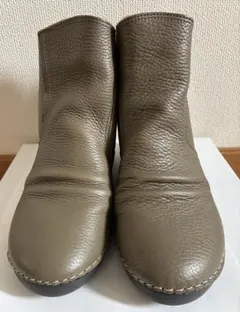 ショートブーツ