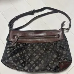 russet ナイロン レザー ショルダーバッグ ブラック