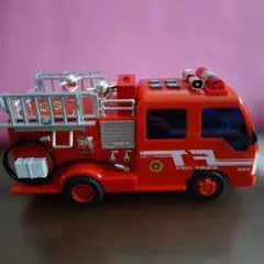 トミカ改造 自作品 いすゞフォワード 消防水難救助車(ボート付き) トミカ改造 自作品 いすゞフォワード 消防水難救助車(ボート付き