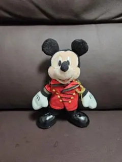 ミッキーマウス ぬいぐるみ 赤いジャケット