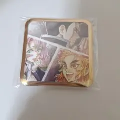 鬼滅の刃　ダイニング スクエア缶バッジ　煉獄杏寿郎　甘露寺蜜璃　悲鳴嶼行冥