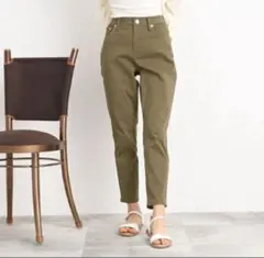 スキニーパンツ