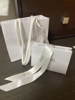 2025年最新】dior 空箱の人気アイテム - メルカリ
