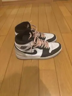 Nike Air Jordan 1 ホワイト/ブラック/グレー