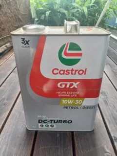 Castrol GTX 10W-30 4L エンジンオイルのサムネイル