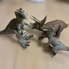 シュライヒ　恐竜フィギュア 3体　ティラノサウルス トリケラトプス ラプトル