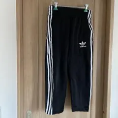 ク　アディダスジャージパンツ