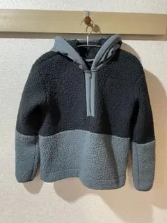 UNDER ARMOUR フリースパーカー 黒/グレー 160cm