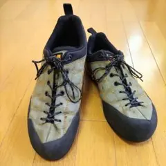 Item thumbnail for item b61955b1-1cd7-4110-a8a3-802389a0d7d7