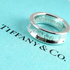 2026年最新】ティファニー リボンピアスの人気アイテム - メルカリ