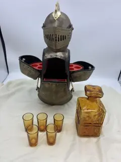 古酒 サンペ社のアルマニャック「ナポレオン」の騎士（三銃士）型ボトルです 古酒 サンペ社のアルマニャック「ナポレオン」の騎士（三銃士）型