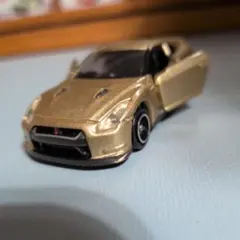 トミカ　イベントモデル 【日産 GT-R ミニカー ゴールド】
