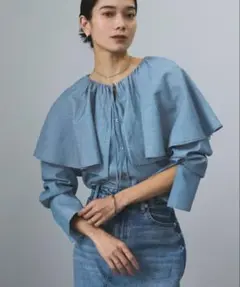 SALON adam et rope'　 デニムフリルカラーブラウスのサムネイル