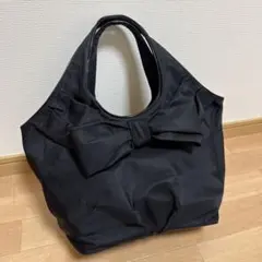 【katespade】リボン付きブラックナイロンハンドバッグ
