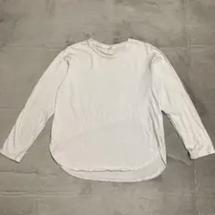 【ユニクロ】Mホワイト長袖Tシャツ　カジュアル　無地