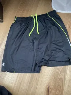 【値下げ交渉⭕️】UNDER ARMOUR ショートパンツ Lサイズ