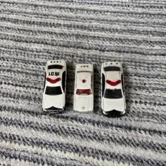トミカ　パトカー3台