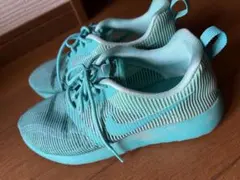 NIKEメッシュ 23.5cmのサムネイル