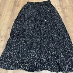 グローバルワーク　フレアスカート 黒と白のドット柄 ショート