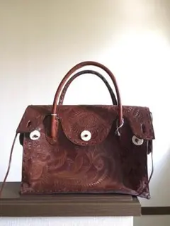 最終値下げ【新品未使用】グレースコンチネンタル カービングバッグ M 茶色