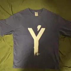 ブルーグレー Y字型プリント Tシャツ