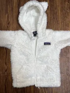 パタゴニア　フリースパーカー 6m-12m